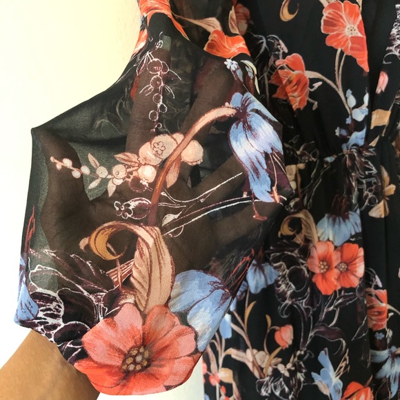 Beautiful Sheer Floral Midi Dress w/ Under Slip - Picture 4 of 8